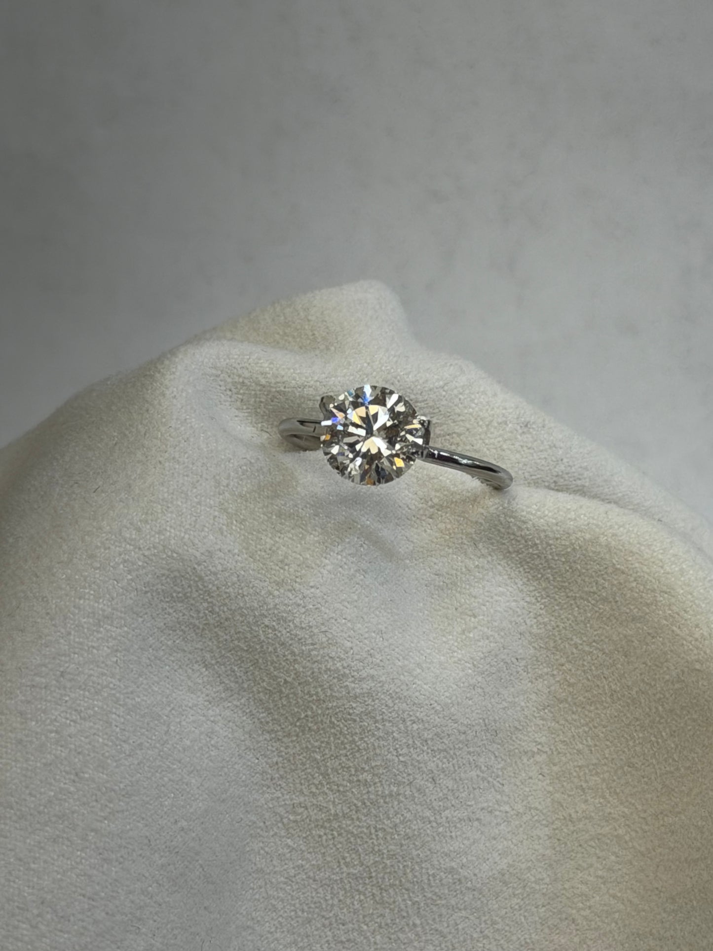 3.00 ct D/VVS2 Round Brilliant Lab-Grown Diamond