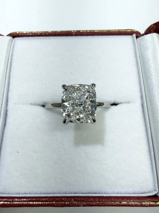 4.08 ct. D/VVS2 Cushion Cut Lab-Grown Diamond Ring in Platinum