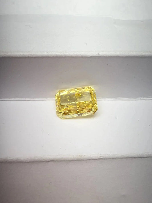 6.19 ct. Fancy Vivid Yellow SI1 Radiant Cut Lab-Grown Diamond