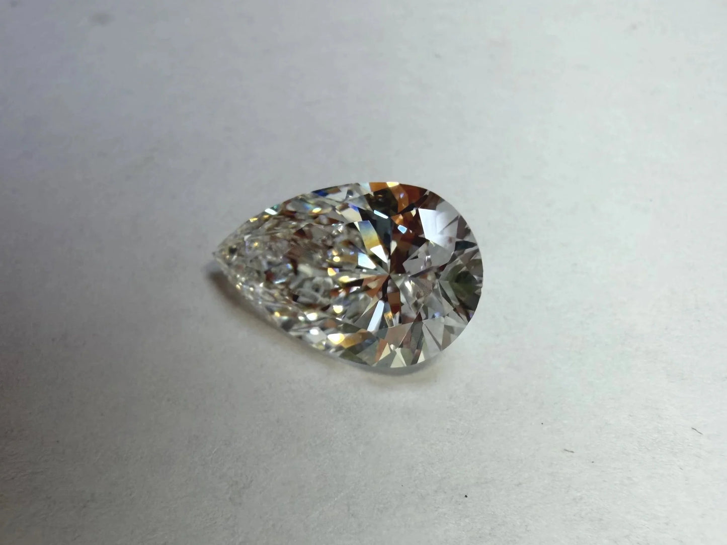 3.92 ct. E/VVS2 Pear-shaped Lab-grown Diamond